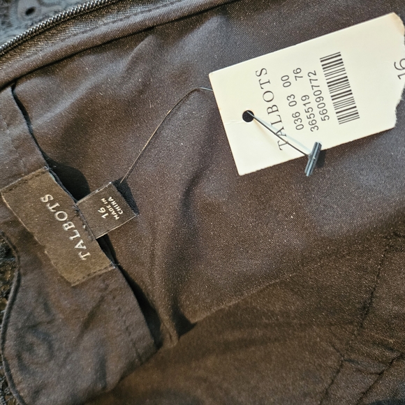 Talbots Elegant Black Lace Fit and Flare Dress 16 NWT - Picture 3 of 4